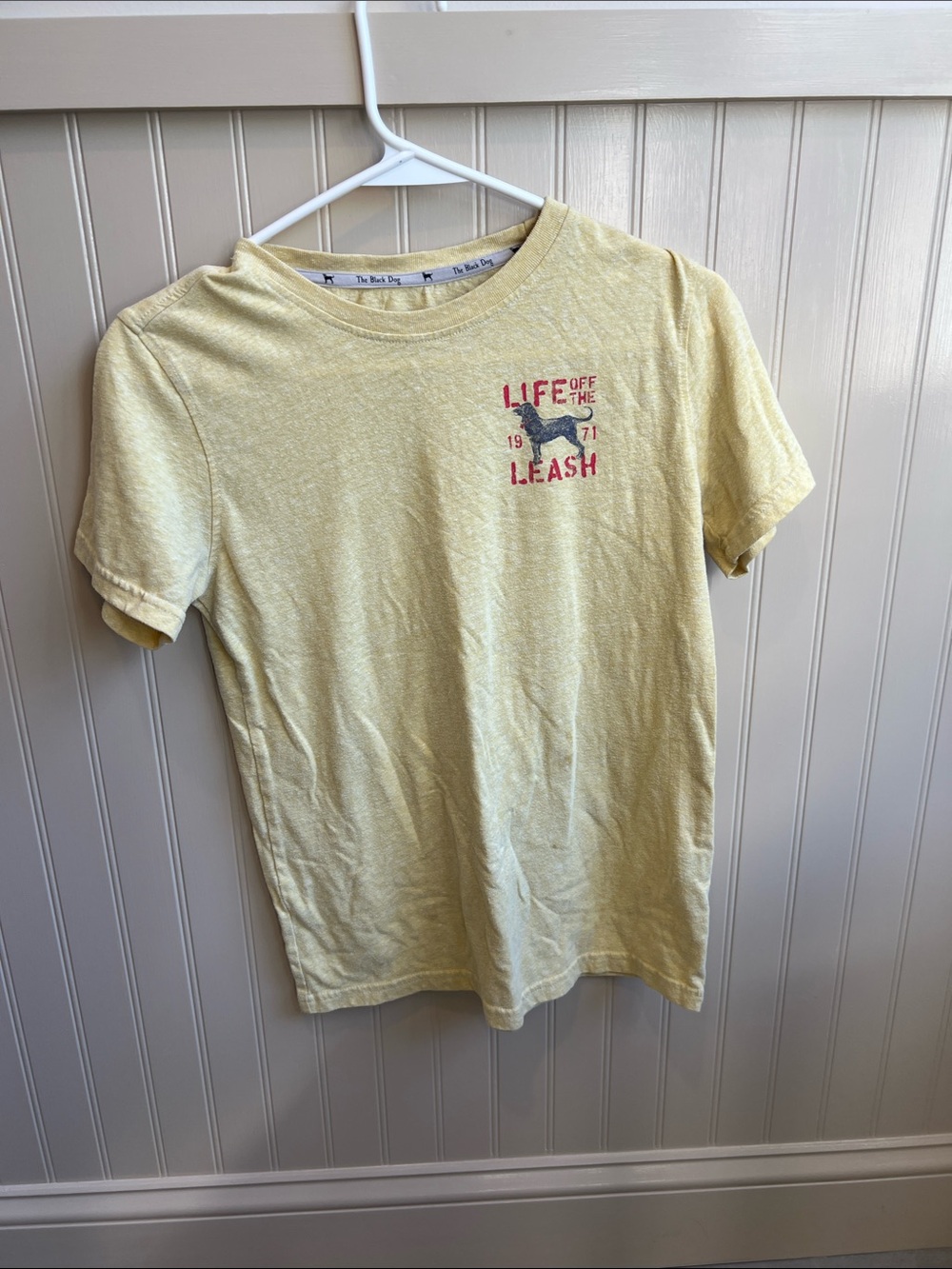 The Black Dog Pale Yellow "Life Off The Leash" Short Sleeve Tee